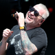 Illustration for article titled Smash Mouth concert goes viral